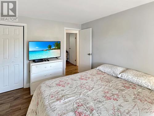 40 Ashley Street, Belleville (Thurlow Ward), ON - Indoor Photo Showing Bedroom