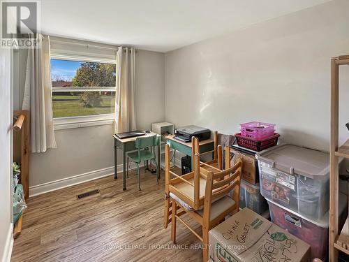 40 Ashley Street, Belleville (Thurlow Ward), ON - Indoor