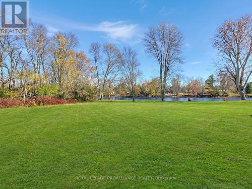 40 Ashley Street, Belleville (Thurlow Ward), ON - Outdoor