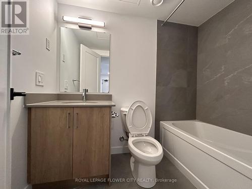 49 - 31 Mill Street, Kitchener, ON - Indoor Photo Showing Bathroom