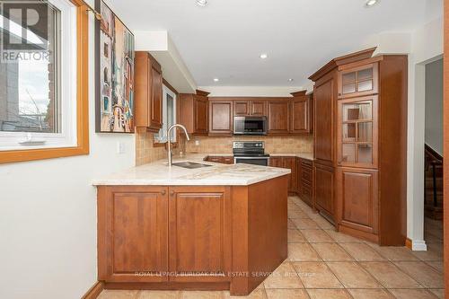 2523 Waterford Street, Oakville, ON - Indoor Photo Showing Kitchen With Double Sink