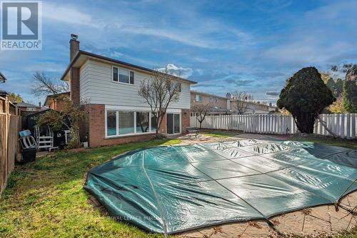 2523 Waterford Street, Oakville, ON - Outdoor