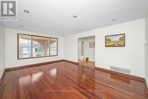 2523 Waterford Street, Oakville, ON - Indoor Photo Showing Other Room