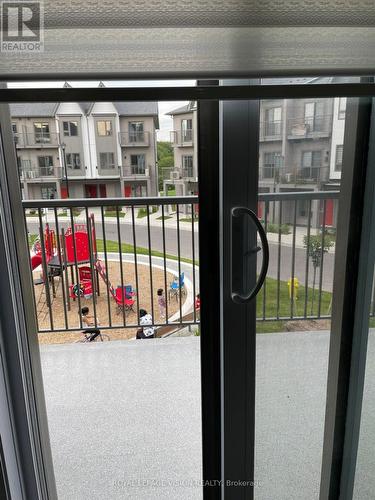 310 - 2635 William Jackson Drive, Pickering, ON -  With Balcony