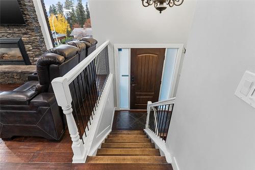 2555 O'Reilly Road, Kelowna, BC - Indoor Photo Showing Other Room With Fireplace