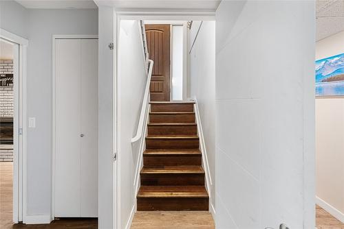 2555 O'Reilly Road, Kelowna, BC - Indoor Photo Showing Other Room