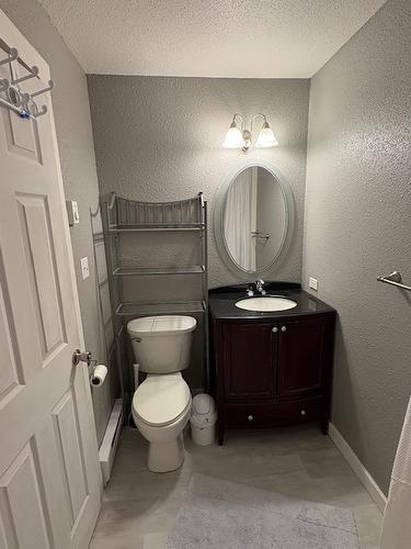 1011-930 Dogwood Drive, Kimberley, BC - Indoor Photo Showing Bathroom
