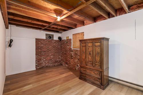 10623 Highway 33 East Highway, Kelowna, BC - Indoor Photo Showing Basement