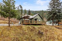 6927 CUSTOMS Road  Kingsgate, BC V0B 1V1