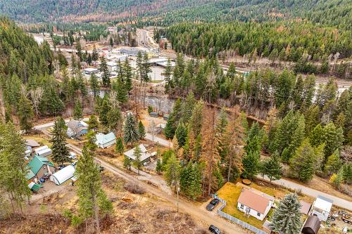 6927 Customs Road, Kingsgate, BC - Outdoor With View