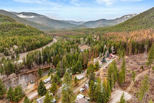 6927 Customs Road, Kingsgate, BC - Outdoor With View