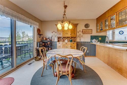 14114 Juniper Drive, Coldstream, BC - Indoor Photo Showing Dining Room