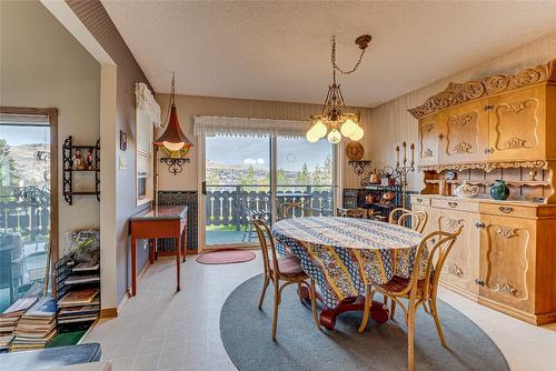 14114 Juniper Drive, Coldstream, BC - Indoor Photo Showing Dining Room