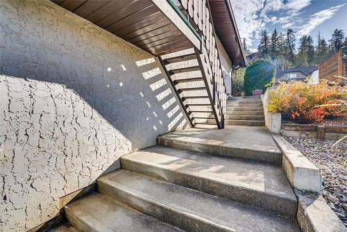 14114 Juniper Drive, Coldstream, BC - Outdoor