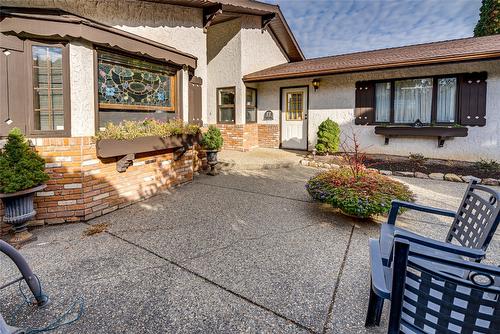 14114 Juniper Drive, Coldstream, BC - Outdoor