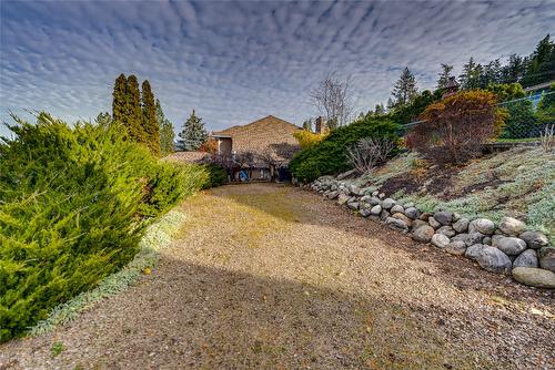 14114 Juniper Drive, Coldstream, BC - Outdoor