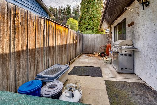14114 Juniper Drive, Coldstream, BC - Outdoor With Exterior