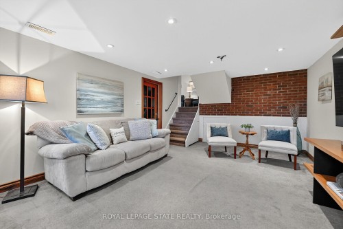 152 Ridge Road W, Grimsby, ON - Indoor