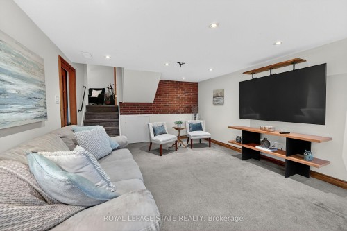 152 Ridge Road W, Grimsby, ON - Indoor