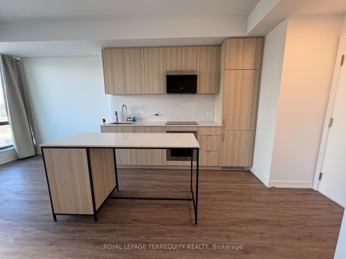 313-251 Masonry Way, Mississauga, ON - Indoor Photo Showing Kitchen