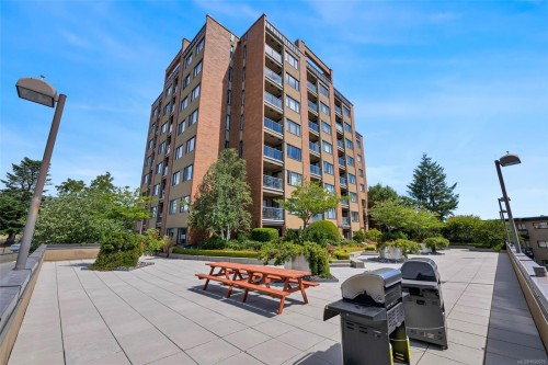 206-103 Gorge Rd East, Victoria, BC - Outdoor With Facade