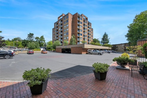 206-103 Gorge Rd East, Victoria, BC - Outdoor