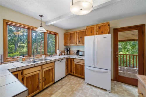 3281 Mcguire Way, Nanaimo, BC 