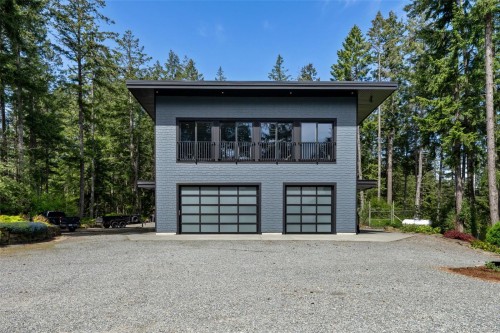 3281 Mcguire Way, Nanaimo, BC 