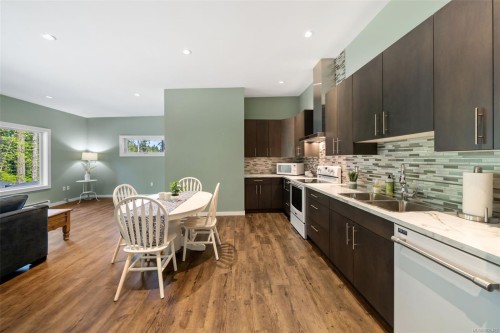 3281 Mcguire Way, Nanaimo, BC 