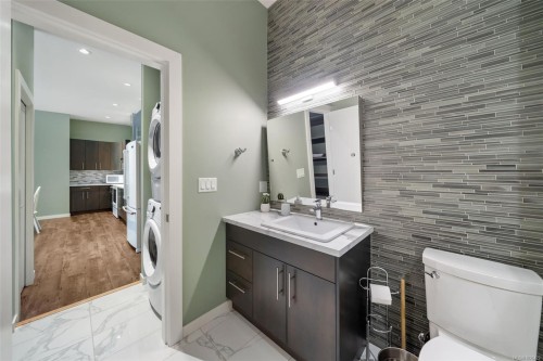 3281 Mcguire Way, Nanaimo, BC 