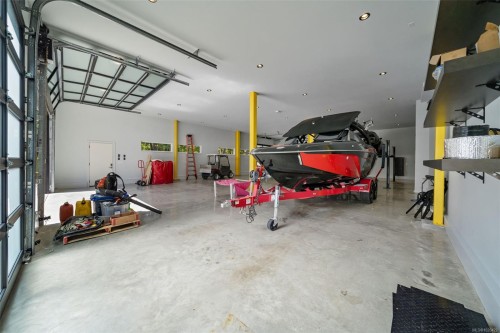 3281 Mcguire Way, Nanaimo, BC 