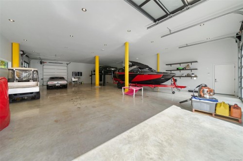 3281 Mcguire Way, Nanaimo, BC 