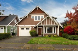 2324 Malaview Ave  Sidney, BC V8L 2E8