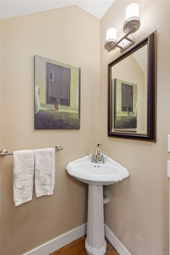 2324 Malaview Ave, Sidney, BC 