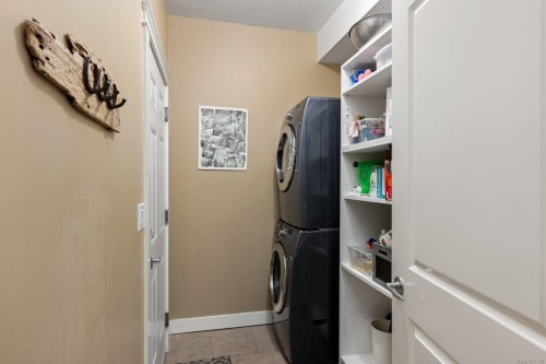 2324 Malaview Ave, Sidney, BC 