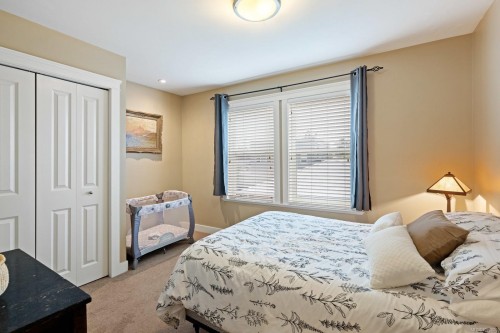 2324 Malaview Ave, Sidney, BC 