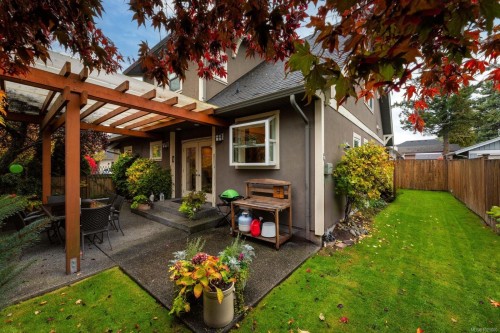 2324 Malaview Ave, Sidney, BC 