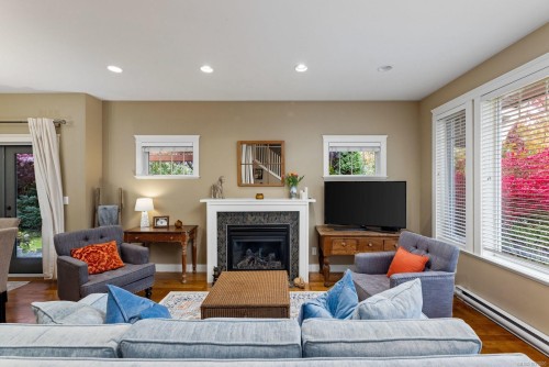 2324 Malaview Ave, Sidney, BC 