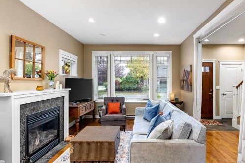 2324 Malaview Ave, Sidney, BC 