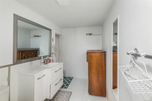 5932 Brown Rd, Port Alberni, BC 