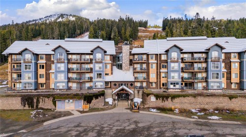 301-1280 Alpine Rd, Courtenay, BC - Outdoor With Facade