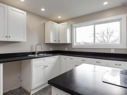 2 Huntington Street, Yarmouth, NS 