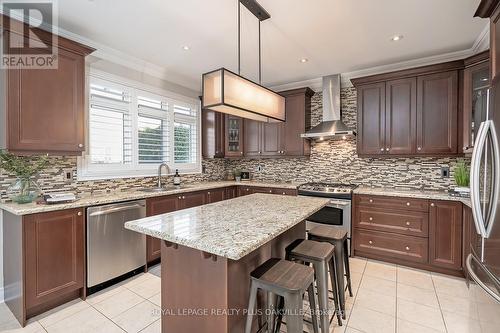 3339 Skipton Lane, Oakville, ON - Indoor Photo Showing Kitchen With Upgraded Kitchen