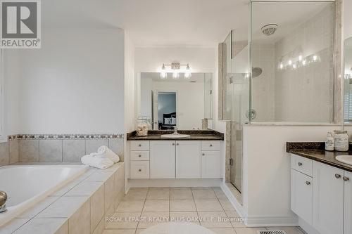 3339 Skipton Lane, Oakville, ON - Indoor Photo Showing Bathroom