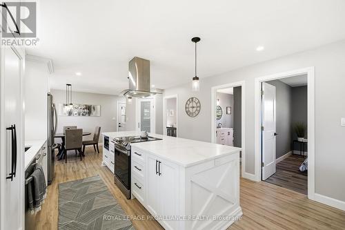 3810 Burnham Street N, Hamilton Township, ON - Indoor Photo Showing Kitchen