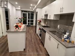 401 - 461 GREEN ROAD  Hamilton, ON L8E 5B4