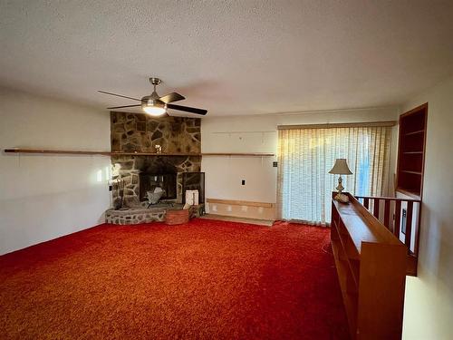 9 Main Street, Chater, MB - Indoor