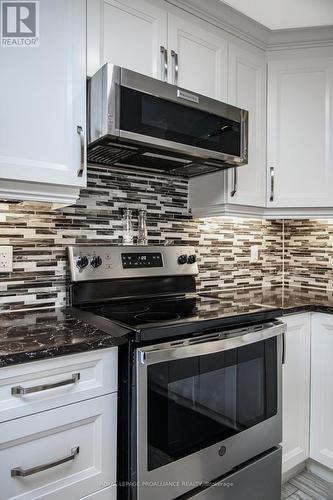 64 College Street, Quinte West (Trenton Ward), ON - Indoor Photo Showing Kitchen With Upgraded Kitchen