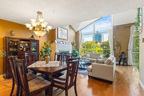 Vue d'ensemble - 123 Place Du Soleil, Montréal (Verdun/Île-Des-Soeurs), QC - Indoor Photo Showing Dining Room