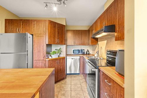 Cuisine - 123 Place Du Soleil, Montréal (Verdun/Île-Des-Soeurs), QC - Indoor Photo Showing Kitchen With Double Sink